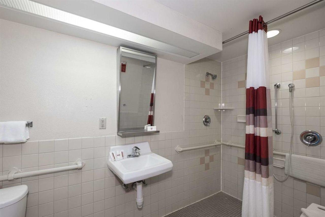Red Roof Inn Lancaster Smoketown  Екстериор снимка